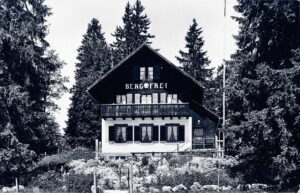 Altes schwarz-weiss Foto vom Haus mont-soleil